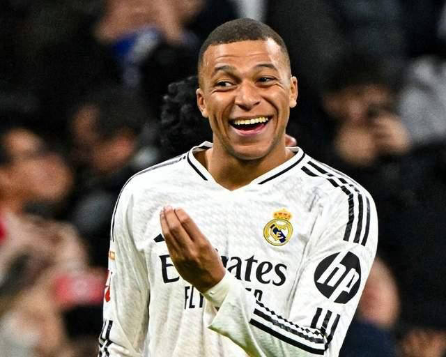 年度轰进55球！姆巴佩冲击C罗神迹，5场再入5球将改写皇马历史